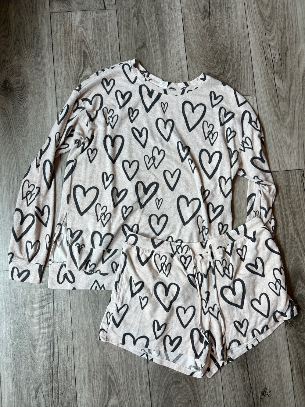 J+G Jasmine Ginger Heart Pajama Set Long Sleeve Shorts Large Soft